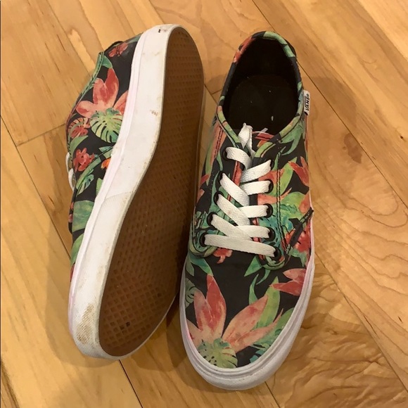 Low Top Floral Vans - Picture 5 of 5